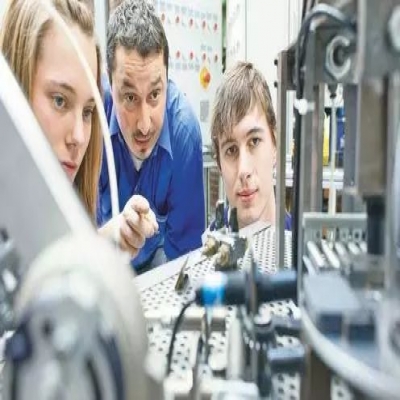 中国制造业的未来还是要靠技工