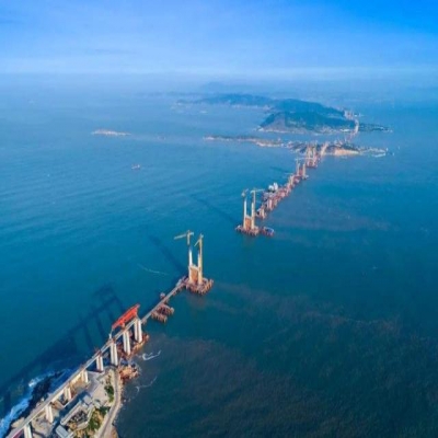 中国基建再创奇迹！豪掷245亿在禁区建跨海大桥，引16国围观